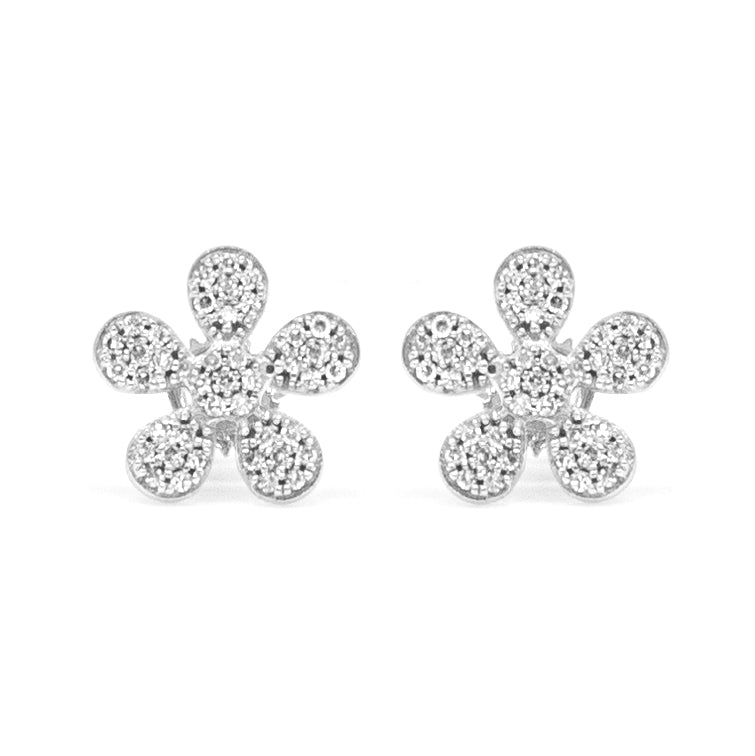 14K White Gold Diamond Studs: Sparkle with Confidence
