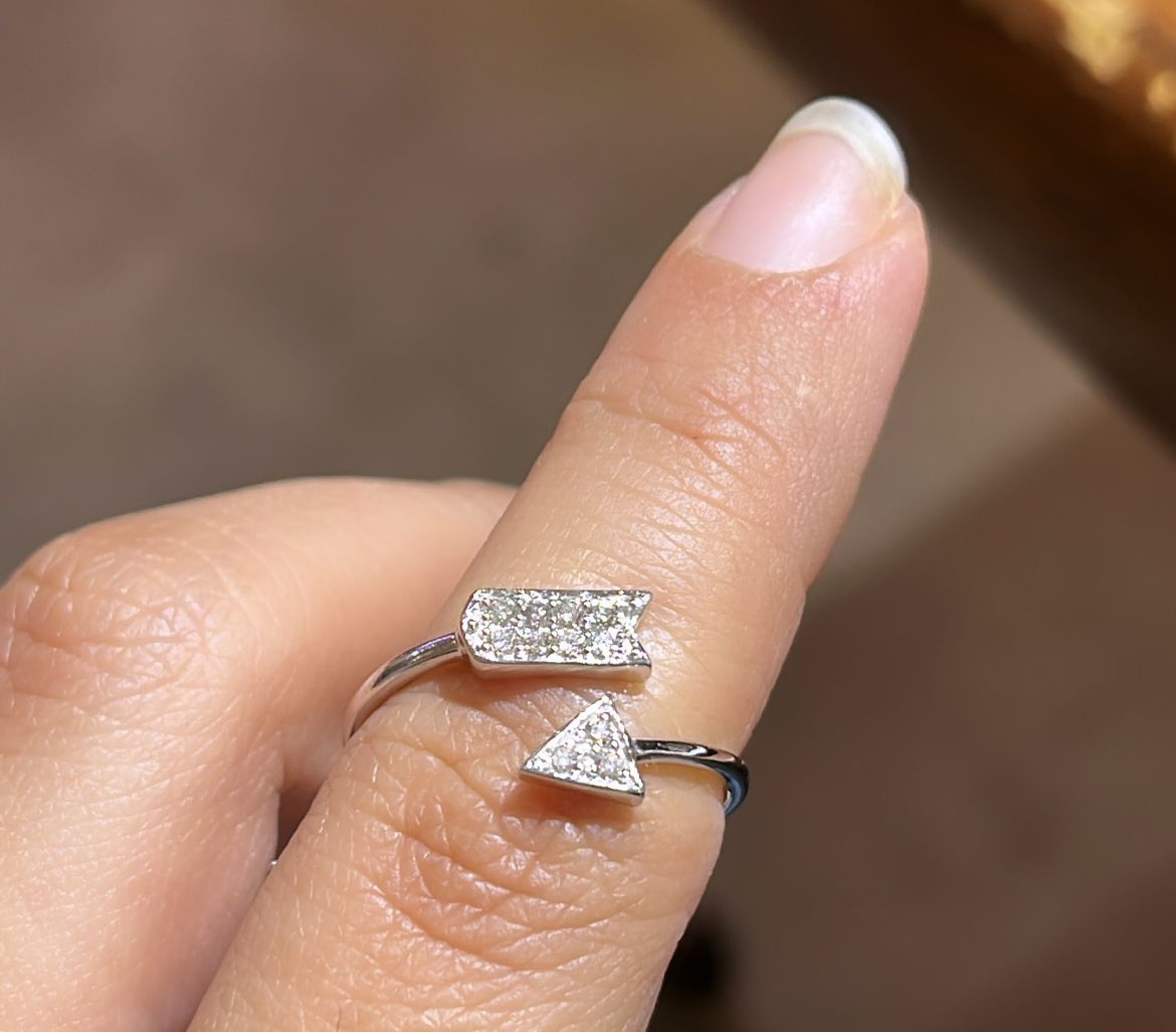 14K Diamond Arrow Ring